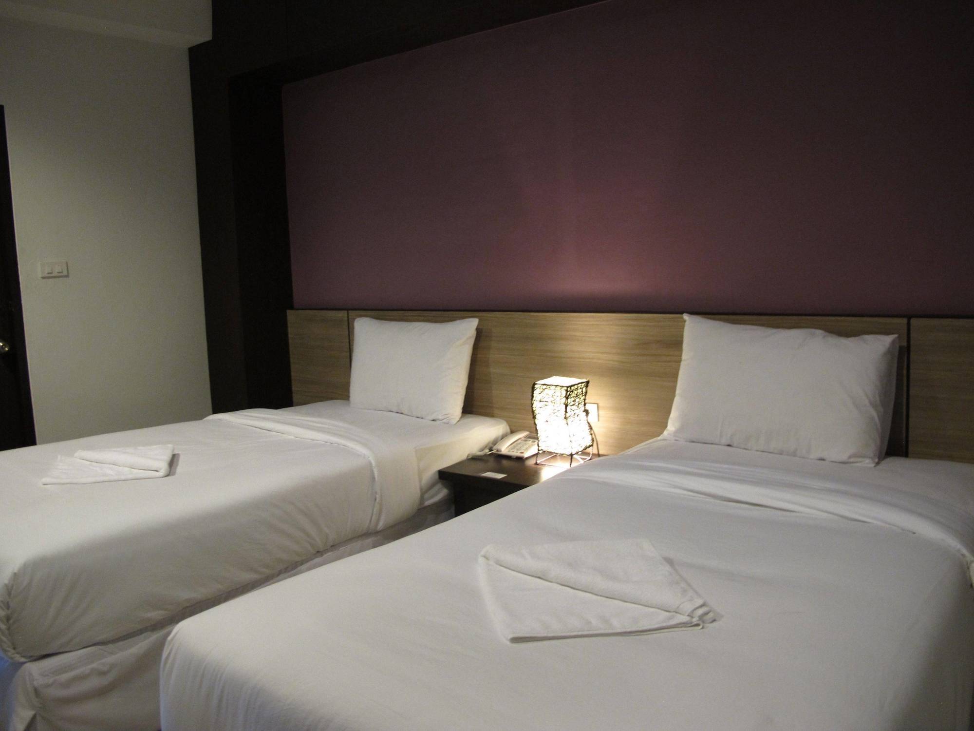 צ'יאנג ריי Oyo 1127 Baan Siam Hotel מראה חיצוני תמונה